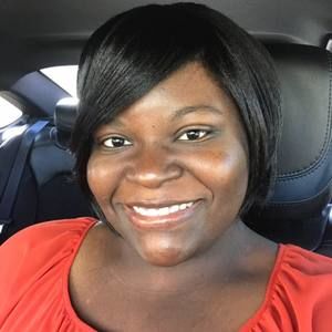 Meet your Posher, Traci